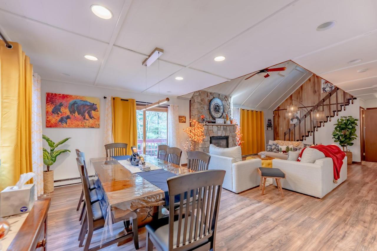 Luxurious House With Largest Hot Tub & Perfect Retreat! *